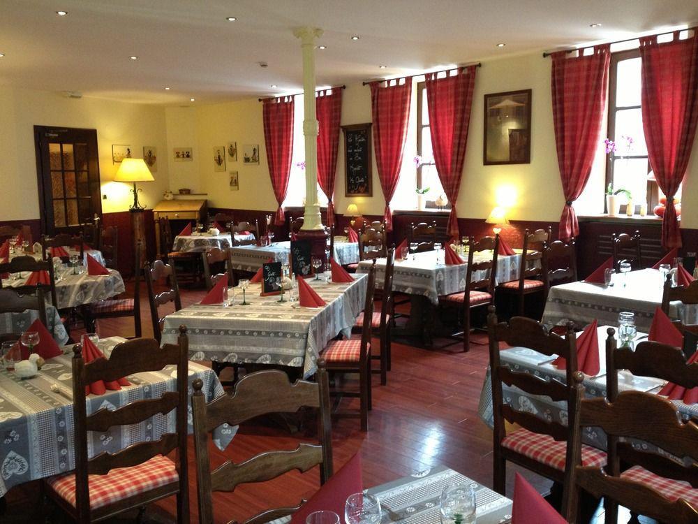 Logis Hotel-Restaurant Du Mouton Ribeauvillé Dış mekan fotoğraf